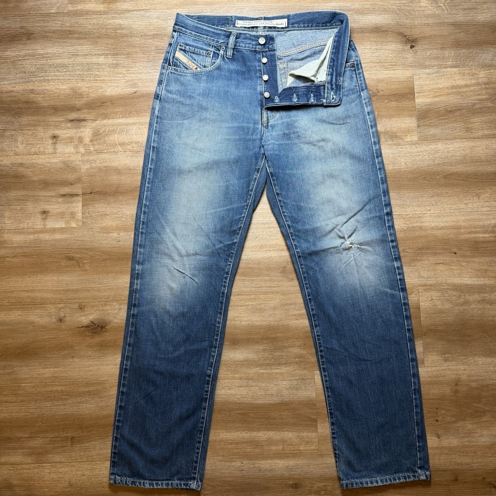 Vintage Diesel Cheyenne Jeans Men 33x34 Blue Straight Leg Distressed Italy 90s